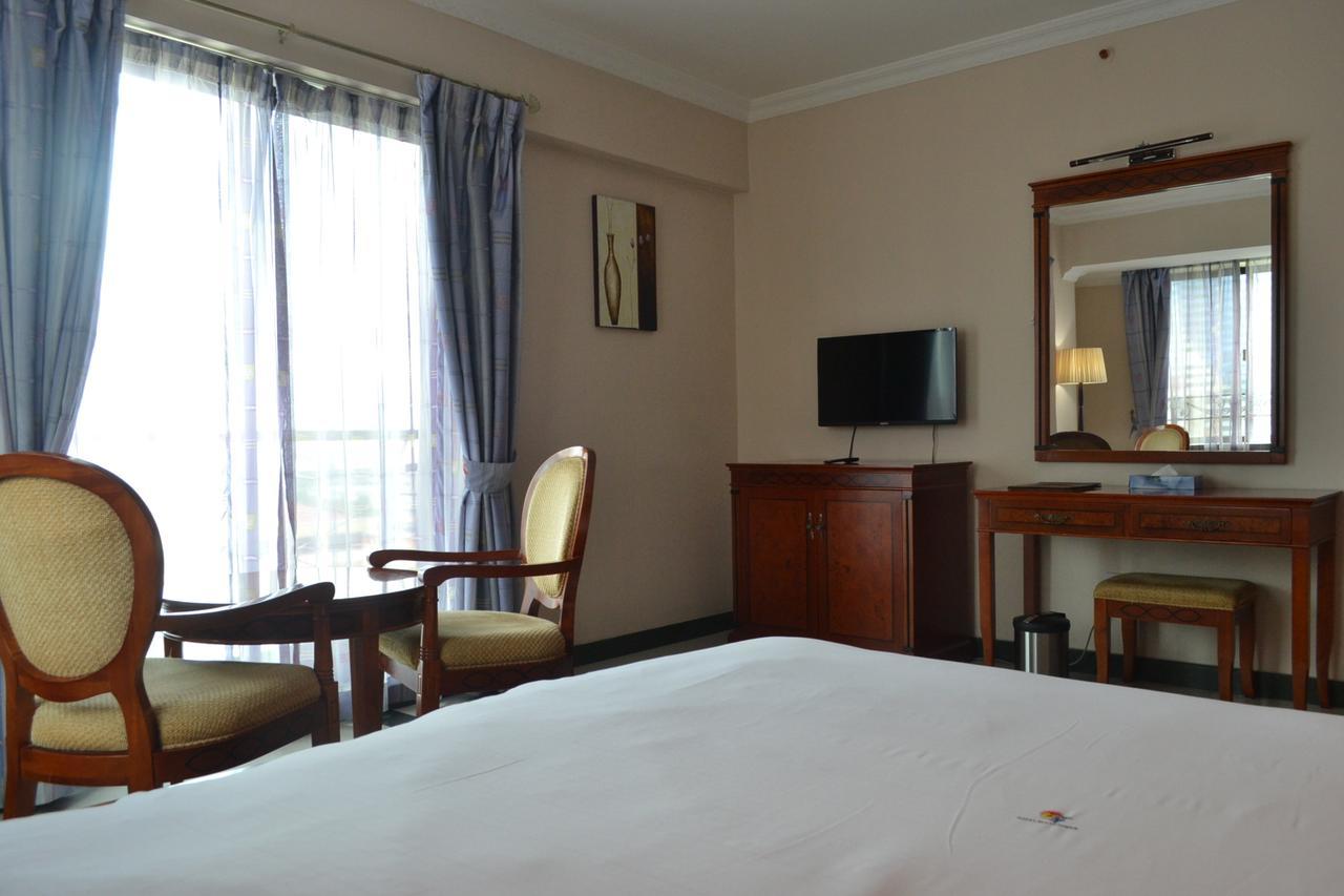 Hotel Nikko Towers Dar es Salaam Bagian luar foto