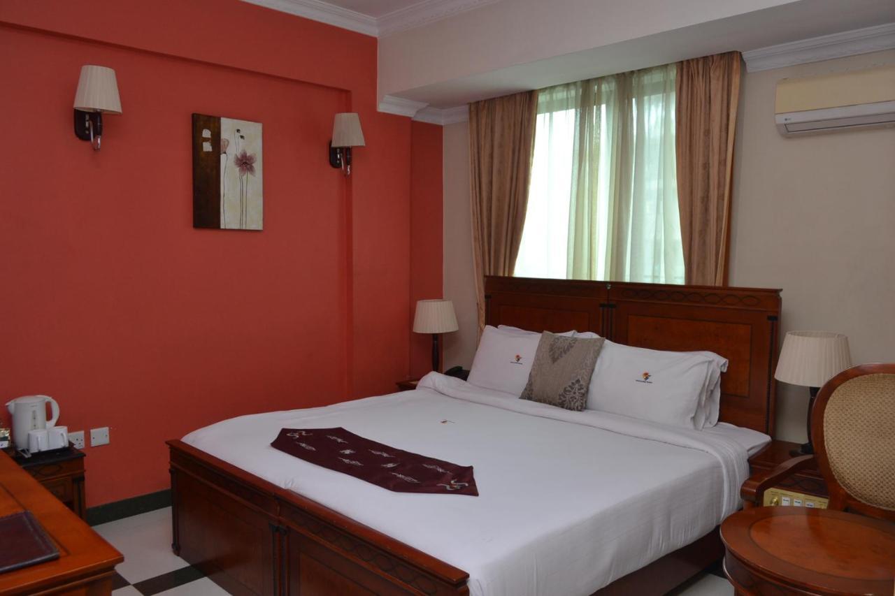 Hotel Nikko Towers Dar es Salaam Bagian luar foto
