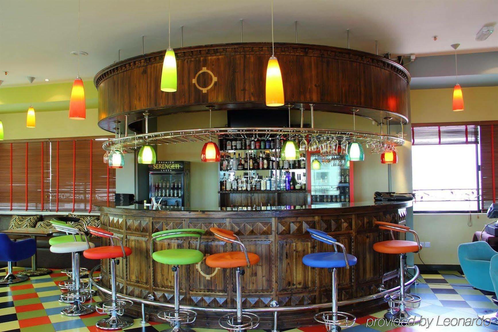 Hotel Nikko Towers Dar es Salaam Bagian luar foto